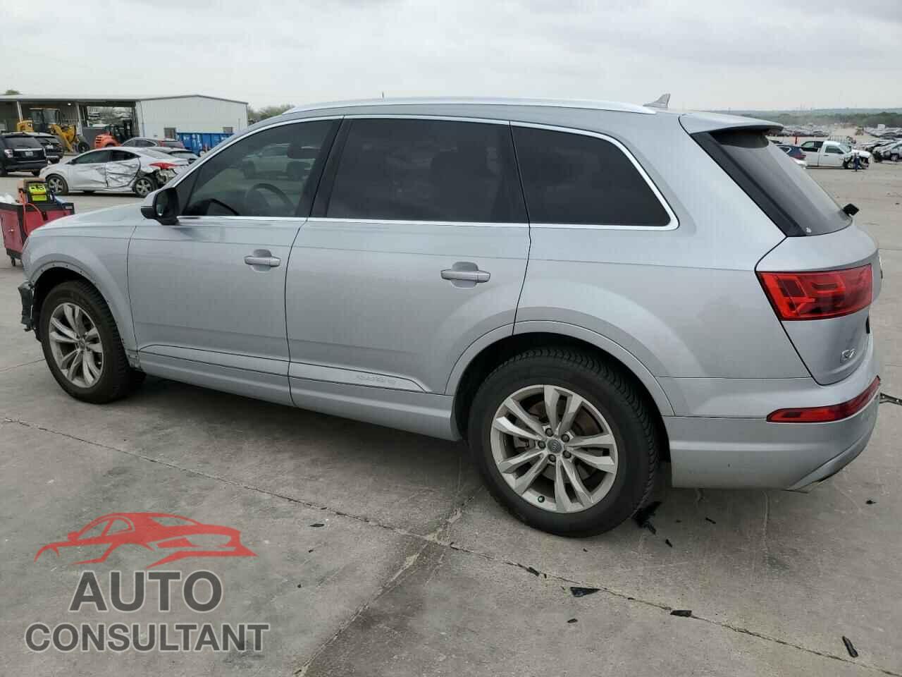 AUDI Q7 2019 - WA1AAAF74KD013948