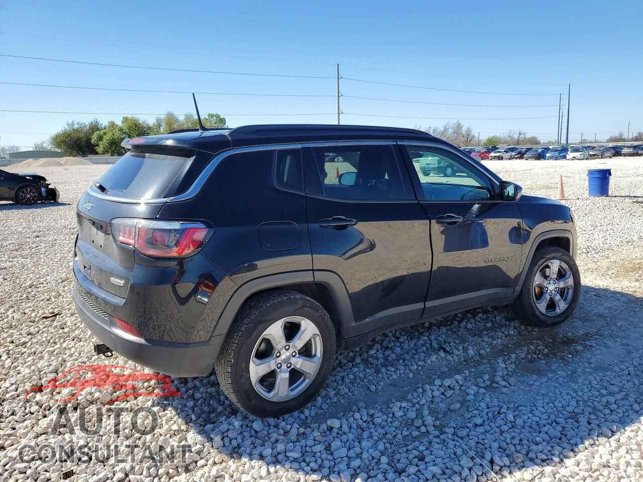 JEEP COMPASS 2018 - 3C4NJDBB8JT457538
