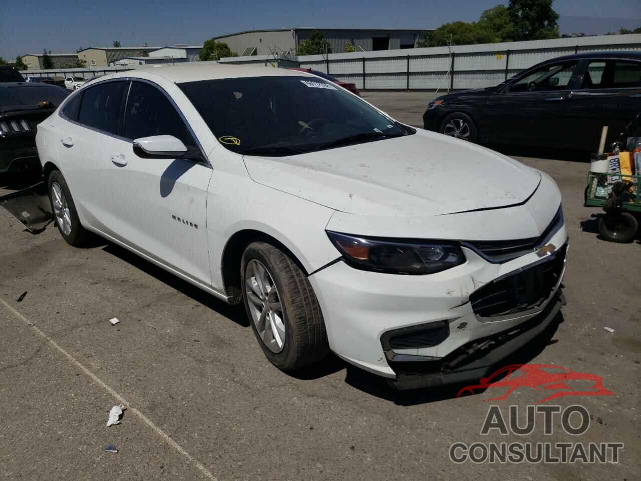 CHEVROLET MALIBU 2018 - 1G1ZD5STXJF266827