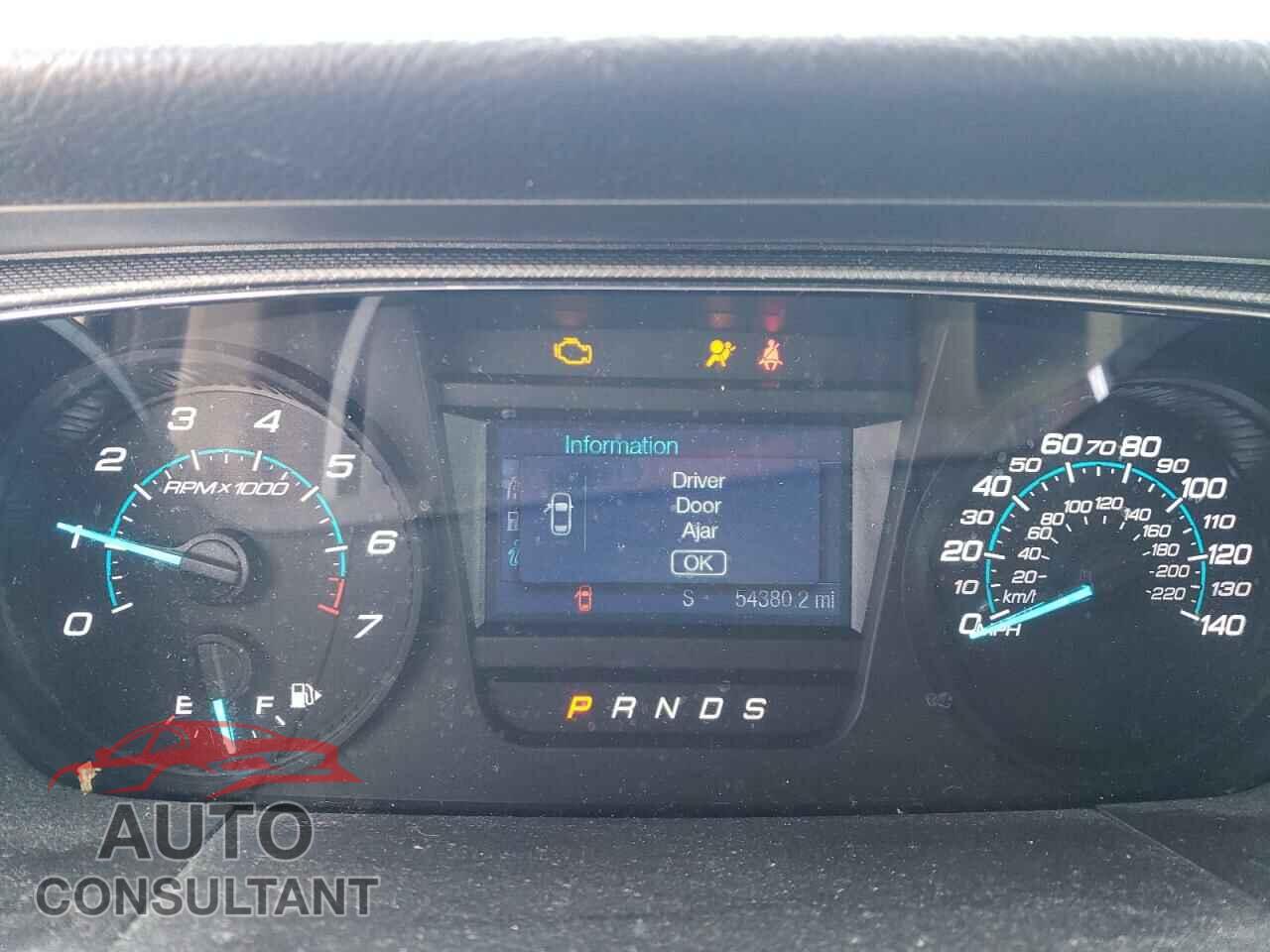 FORD TAURUS 2018 - 1FAHP2D85JG116187