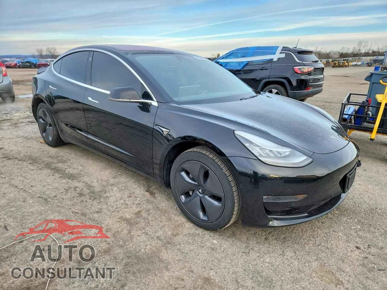 TESLA MODEL 3 2019 - 5YJ3E1EA6KF193264