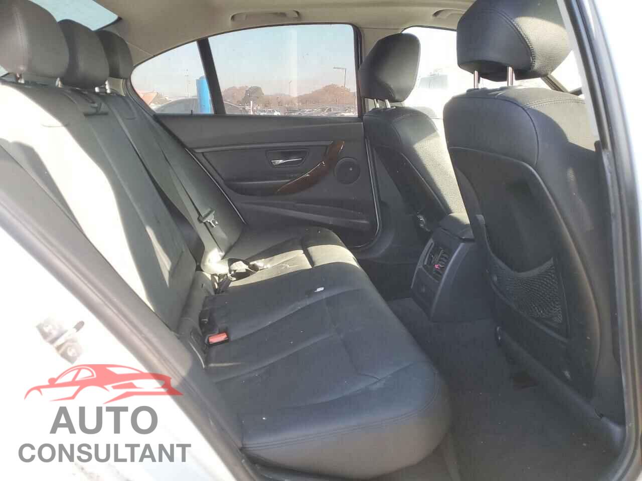BMW 3 SERIES 2013 - WBA3A5C58DF352435