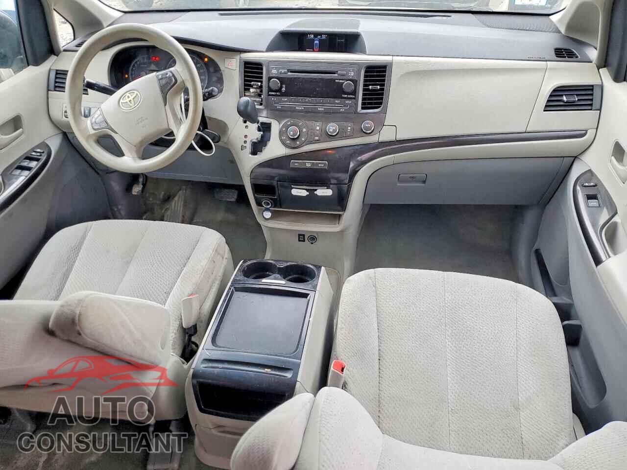 TOYOTA SIENNA 2011 - 5TDKK3DC7BS173779