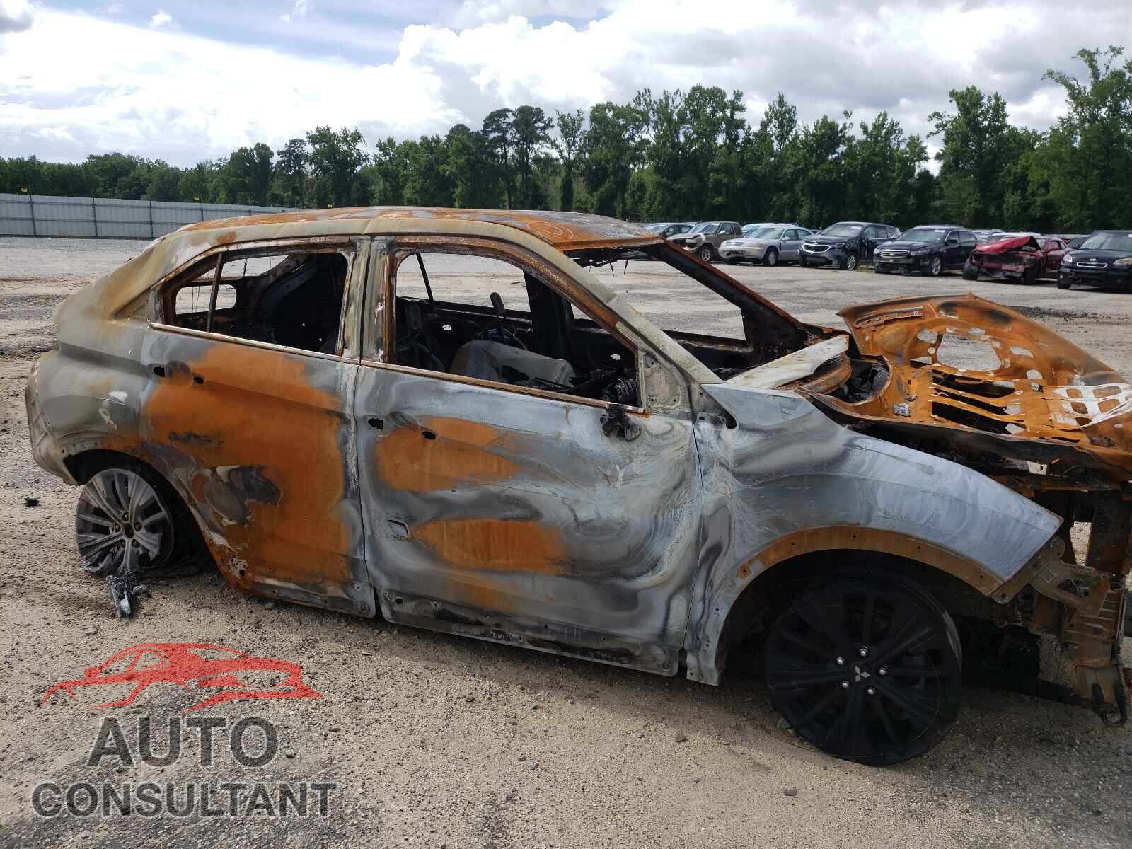 MITSUBISHI ECLIPSE 2018 - JA4AT4AA8JZ044281