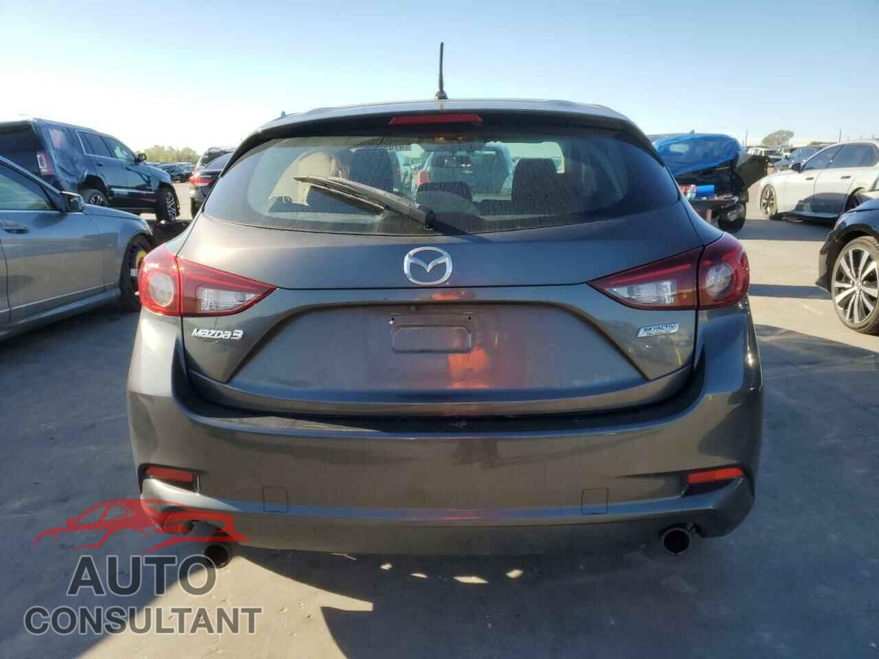 MAZDA 3 2017 - 3MZBN1K7XHM134885