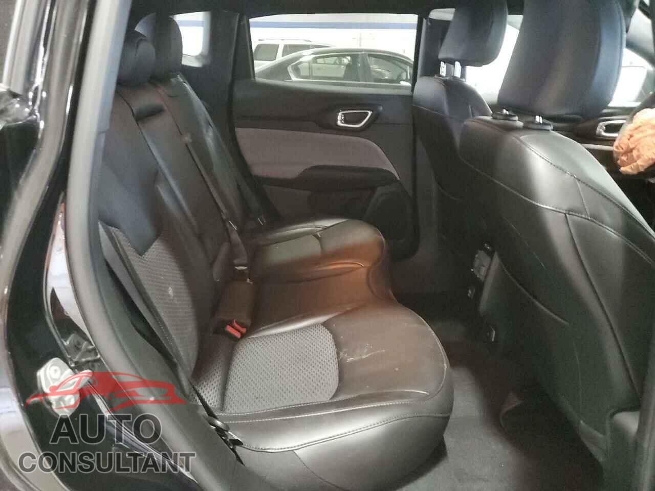 JEEP COMPASS 2023 - 3C4NJDBN0PT500577