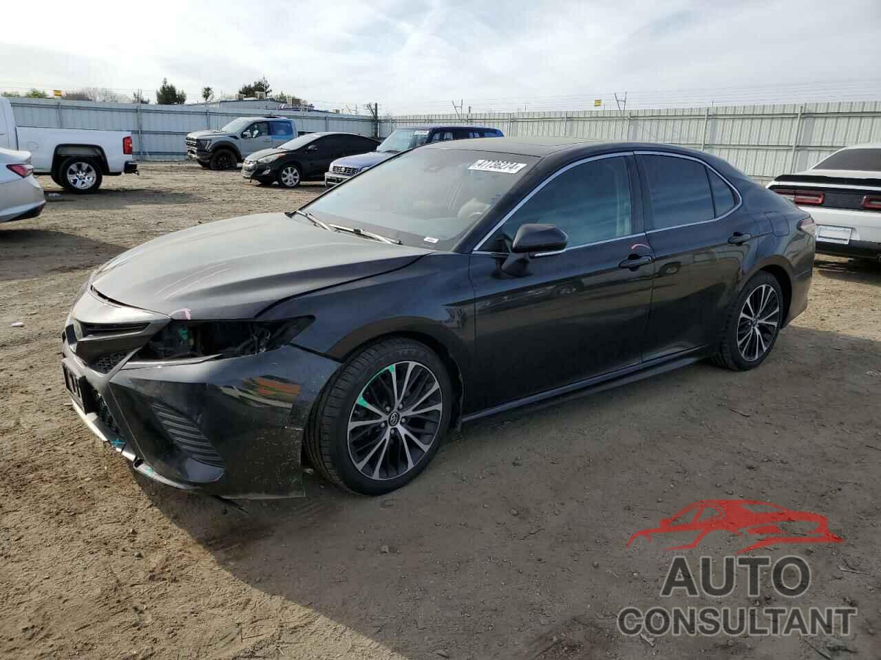 TOYOTA CAMRY 2018 - JTNB11HK5J3057405