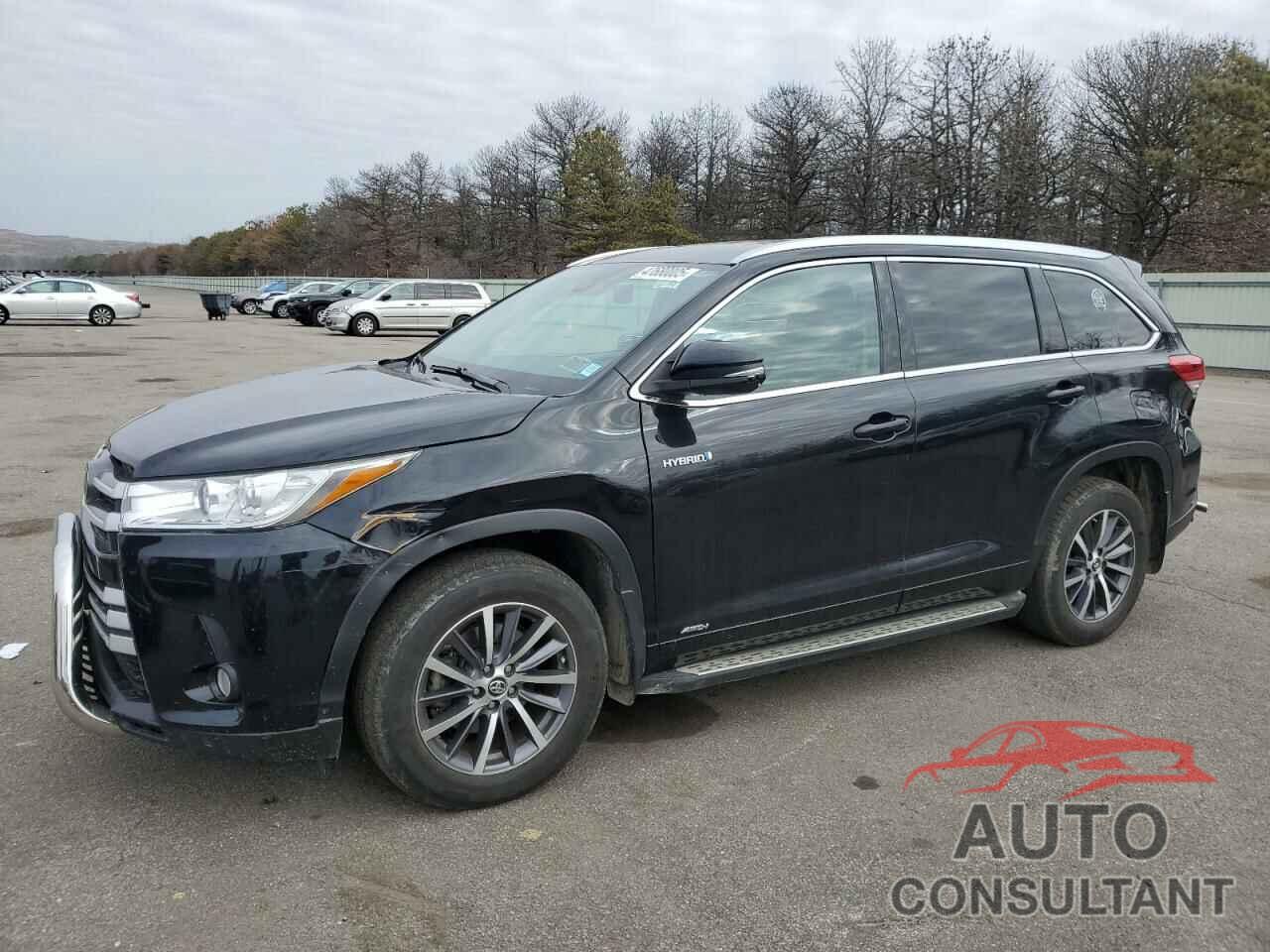 TOYOTA HIGHLANDER 2018 - 5TDJGRFH5JS037075