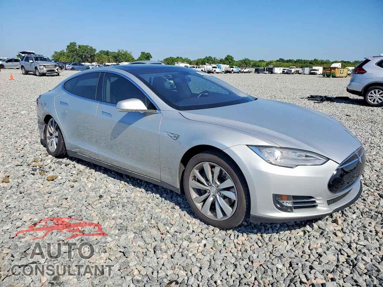 TESLA MODEL S 2013 - 5YJSA1DP7DFP13116
