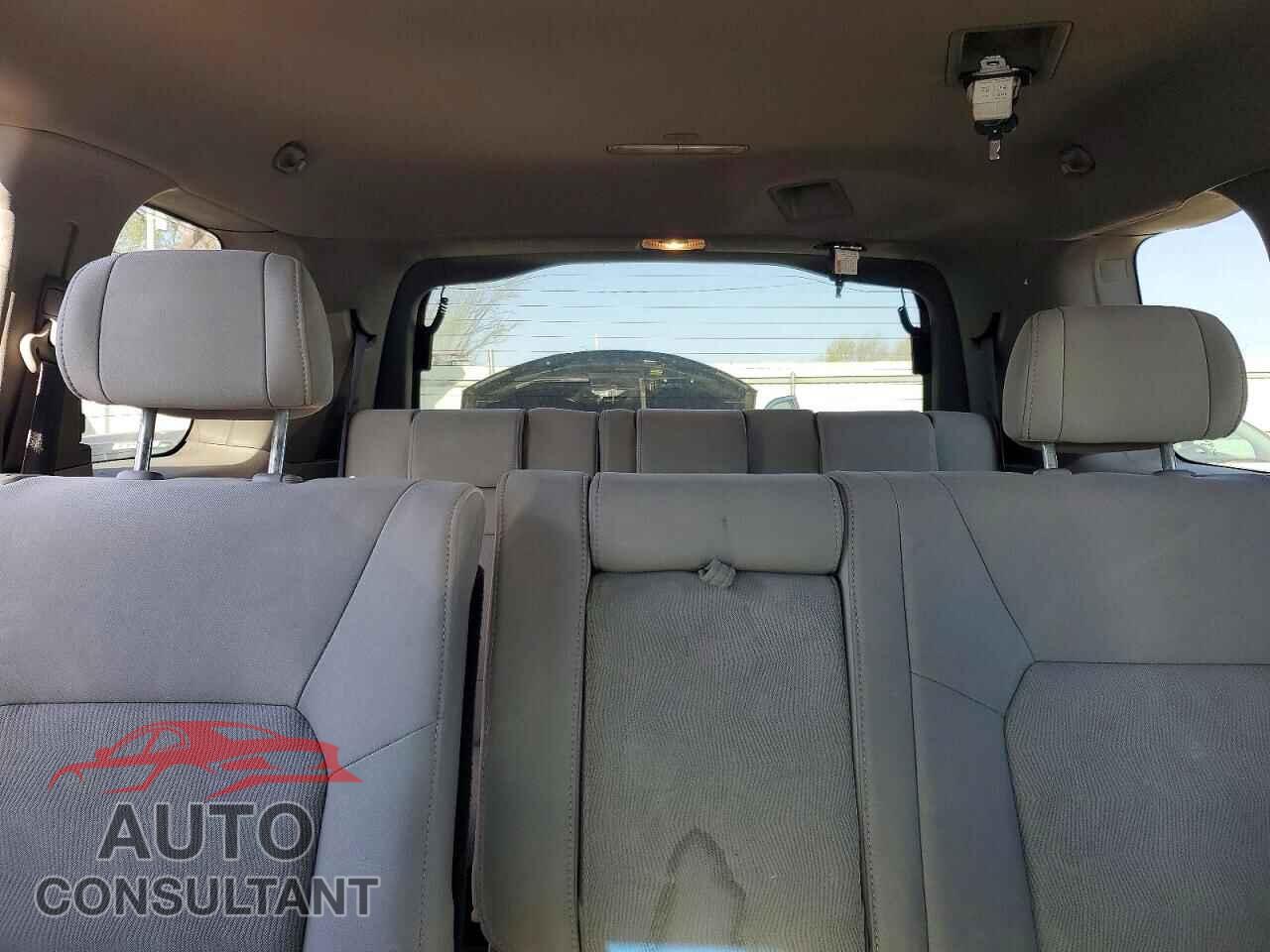 HONDA PILOT 2011 - 5FNYF3H21BB044389