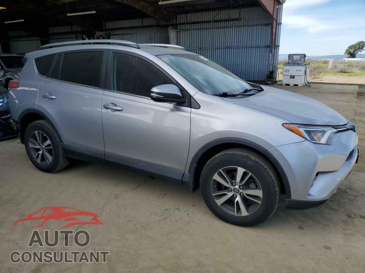 TOYOTA RAV4 2017 - 2T3RFREV2HW683826