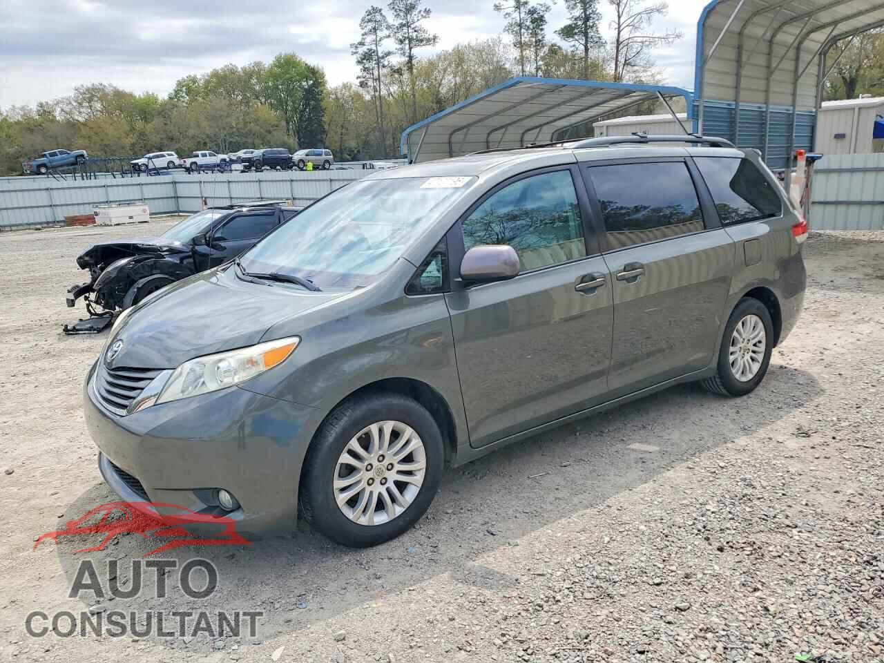 TOYOTA SIENNA 2013 - 5TDYK3DC8DS380632