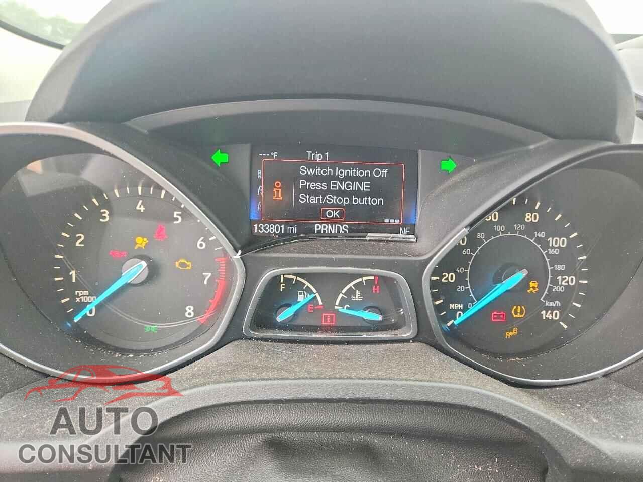 FORD ESCAPE 2017 - 1FMCU9JD0HUC73236