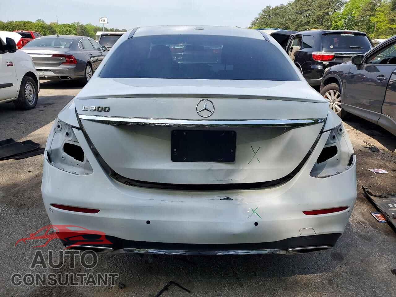 MERCEDES-BENZ E-CLASS 2017 - WDDZF4JB3HA137720