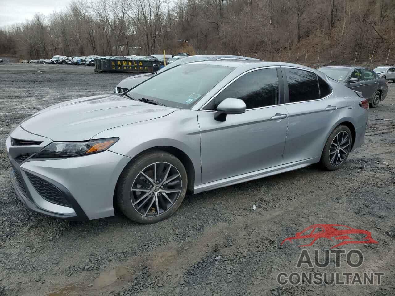 TOYOTA CAMRY 2021 - 4T1G11AK8MU596938