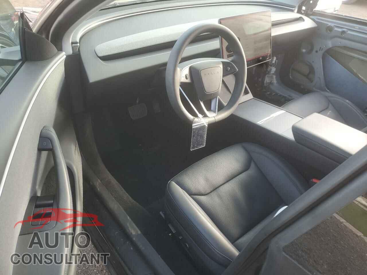 TESLA MODEL 3 2024 - 5YJ3E1EA7RF730282