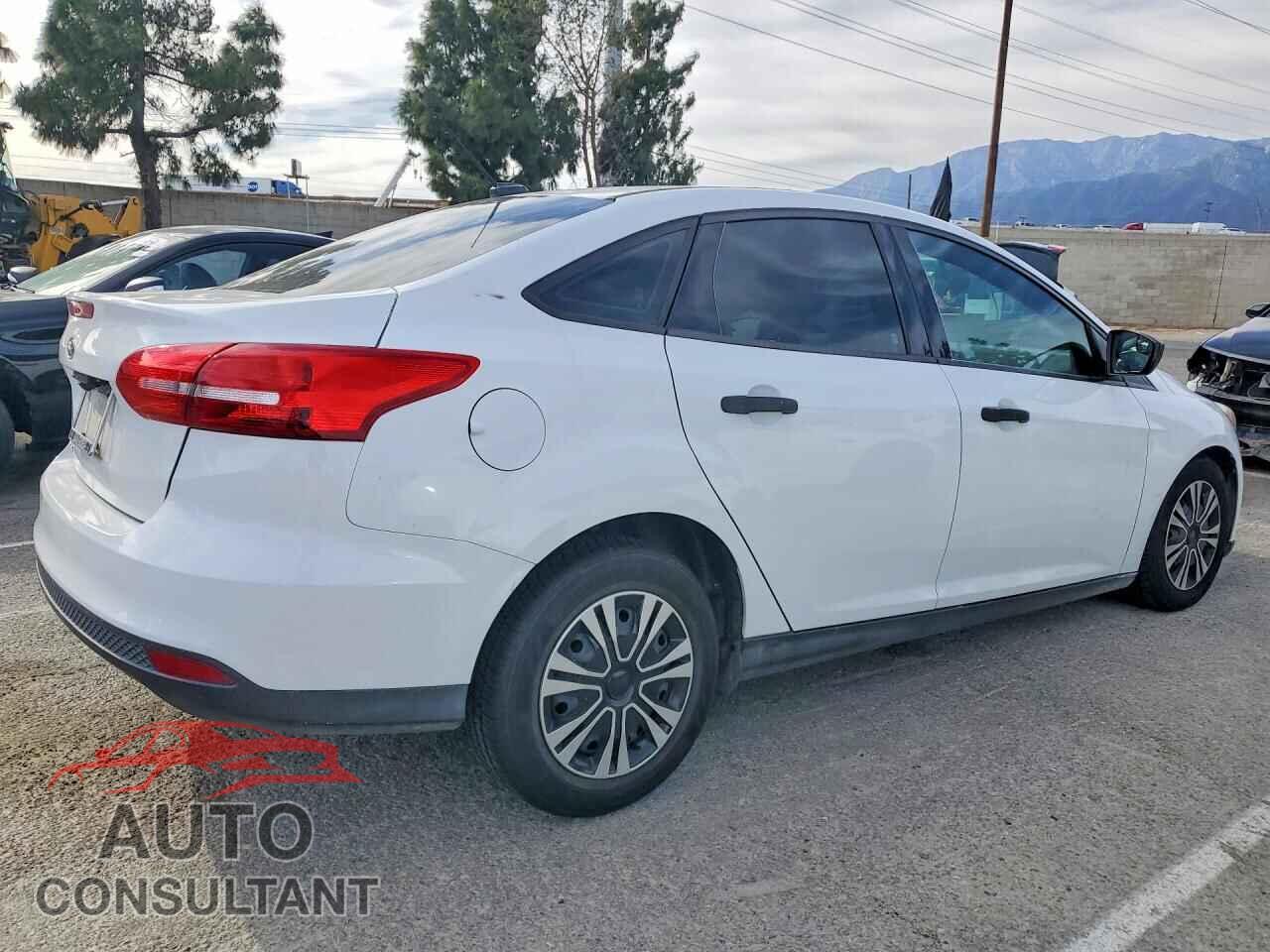 FORD FOCUS 2017 - 1FADP3E27HL254829