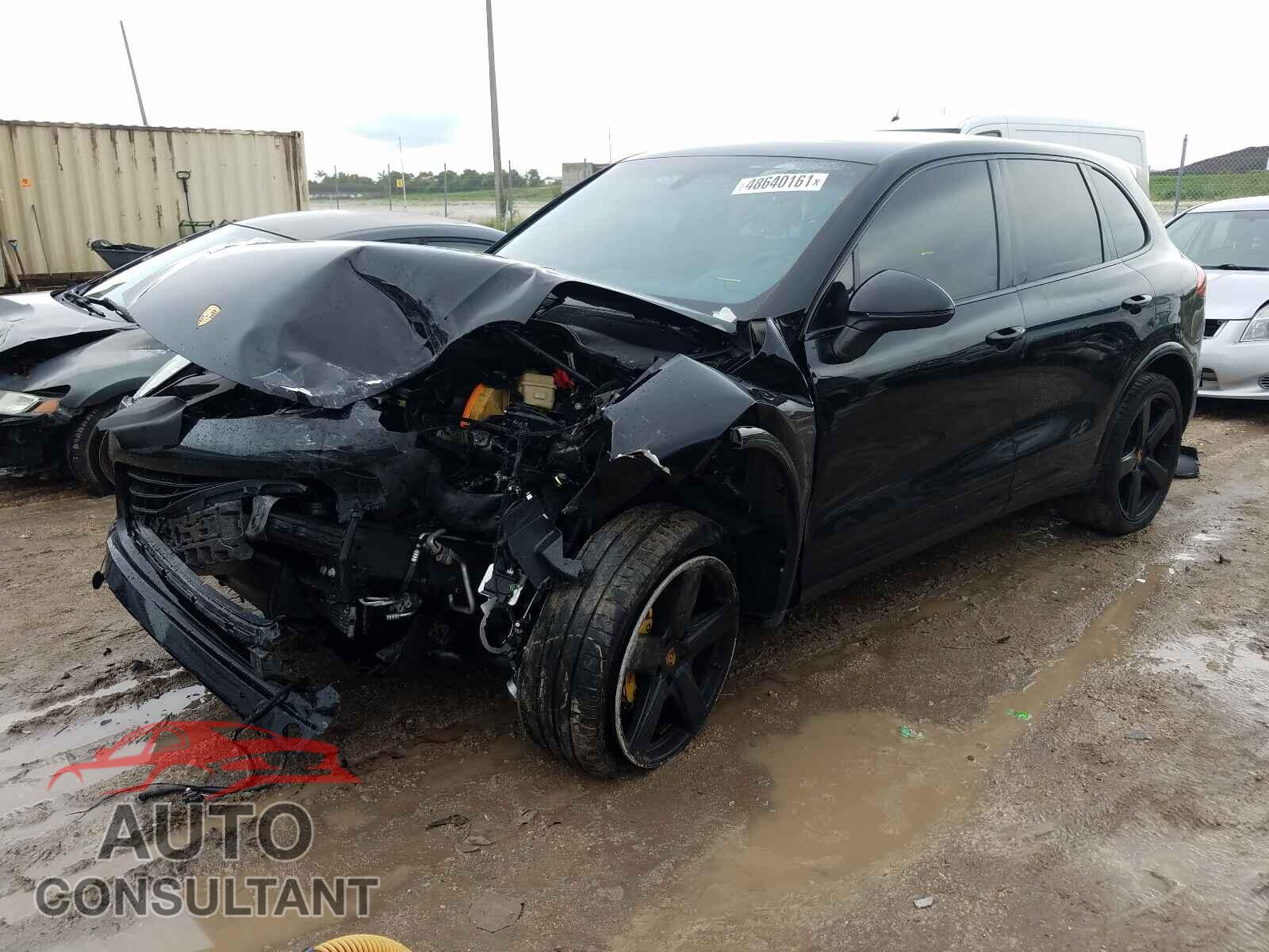 PORSCHE CAYENNE 2018 - WP1AA2A20JKA04549