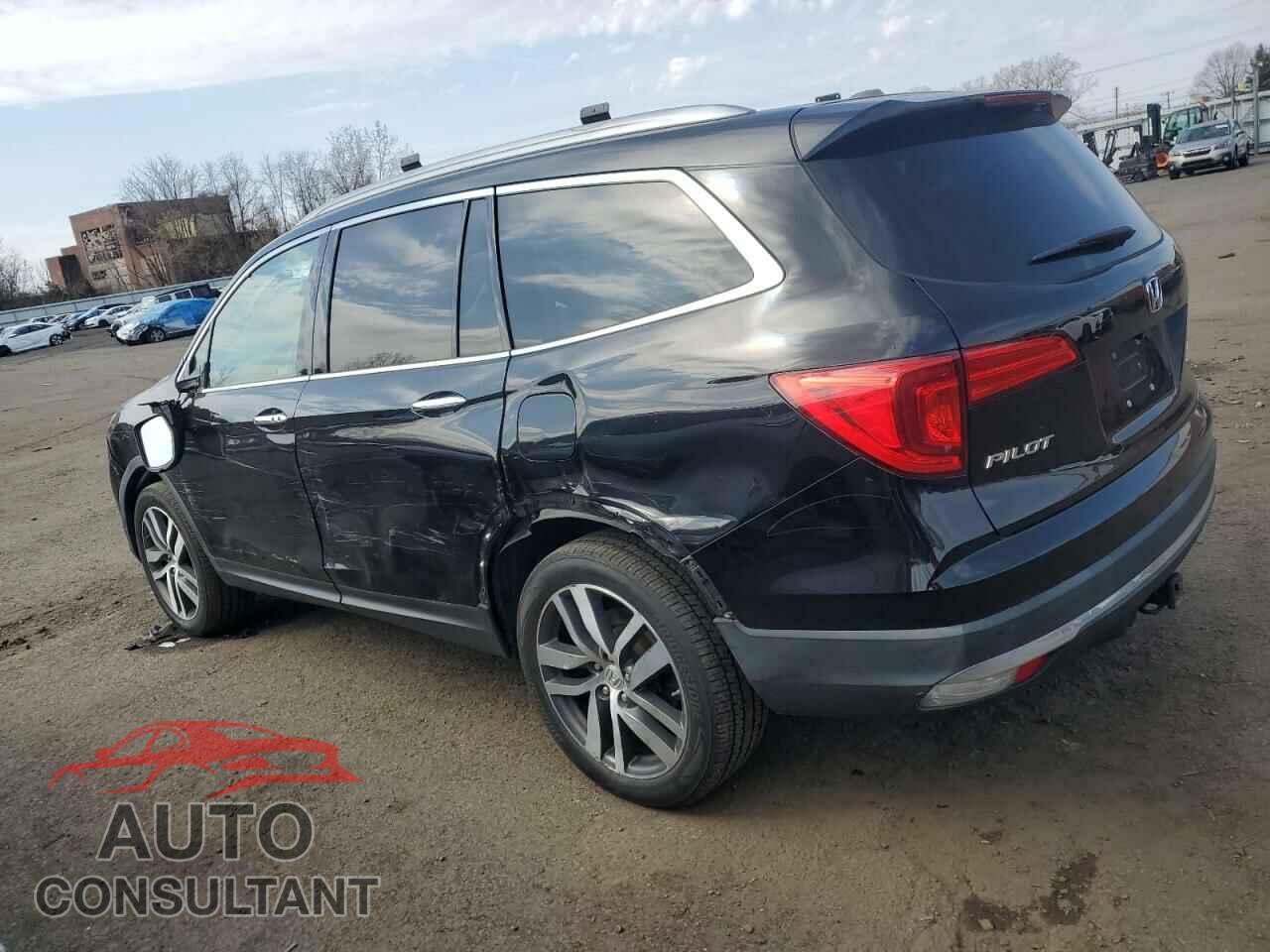 HONDA PILOT 2017 - 5FNYF6H92HB096928