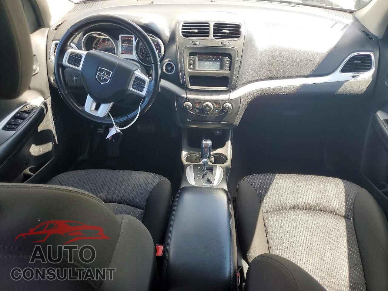 DODGE JOURNEY 2019 - 3C4PDCBB0KT758638