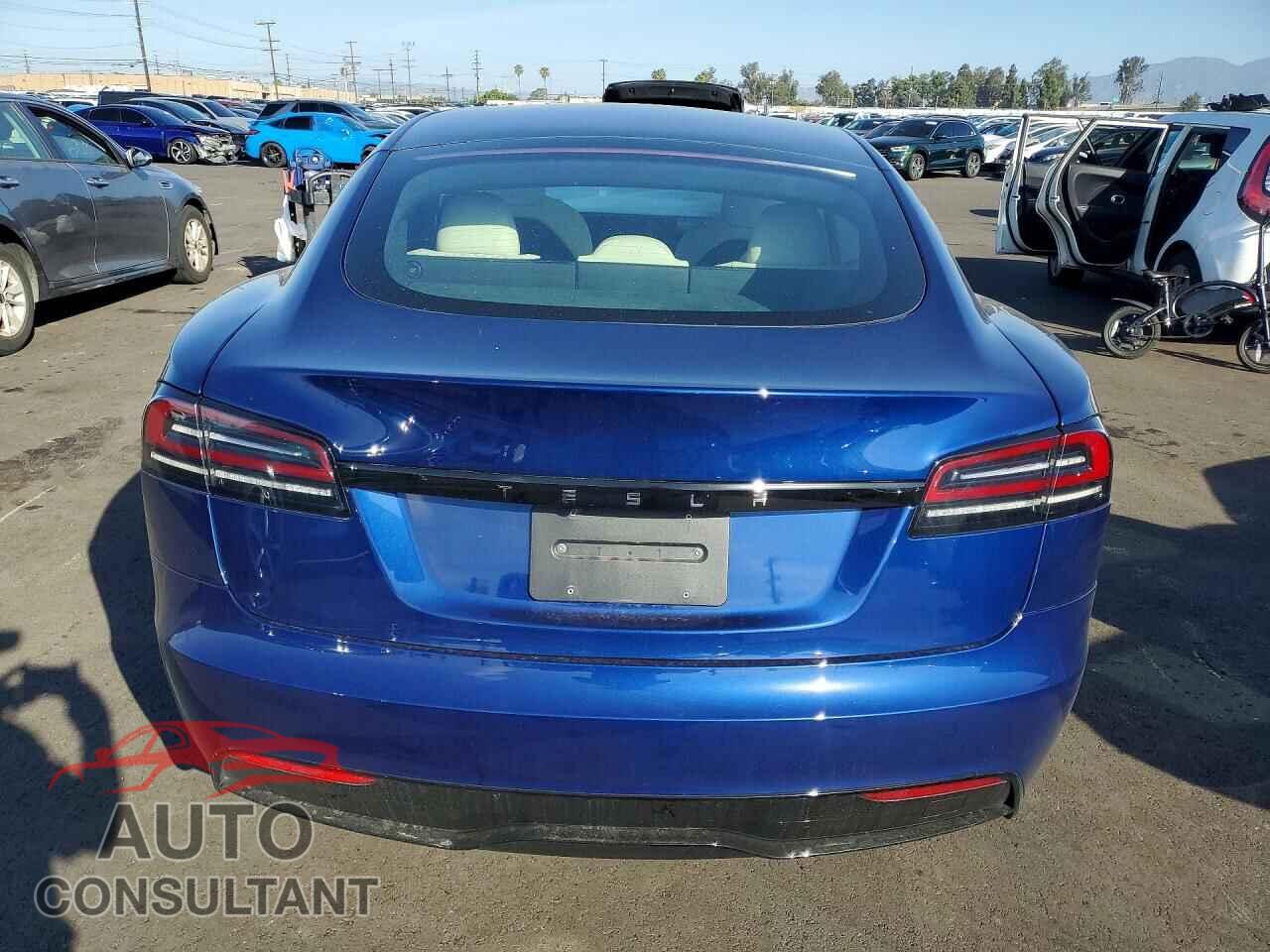 TESLA MODEL S 2023 - 5YJSA1E55PF513224