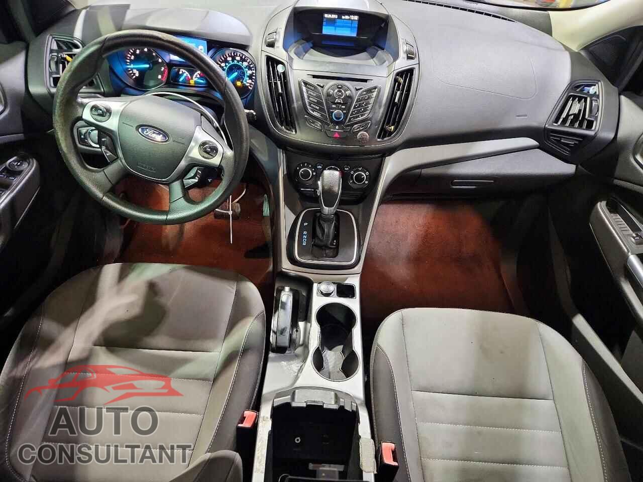 FORD ESCAPE 2013 - 1FMCU0GX6DUD22706