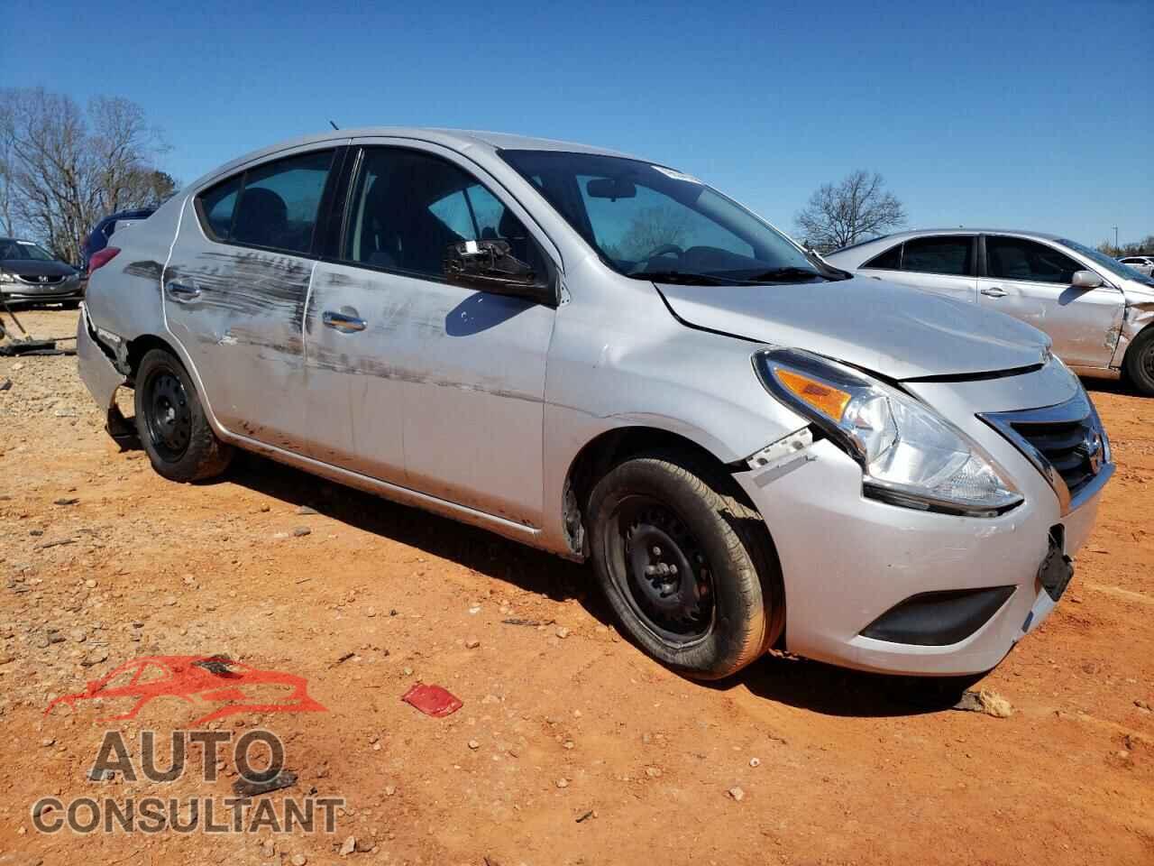 NISSAN VERSA 2017 - 3N1CN7AP3HL892930