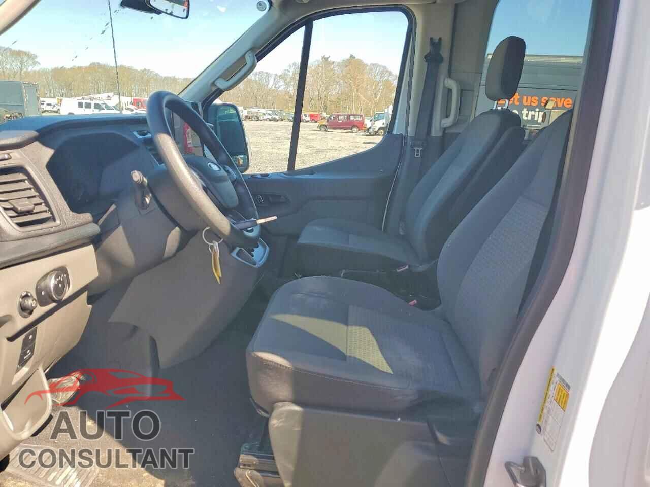 FORD TRANSIT 2025 - 1FBAX2C88SKA20182