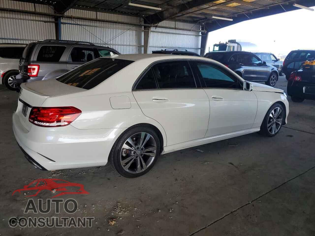 MERCEDES-BENZ E-CLASS 2014 - WDDHF5KB5EB045790