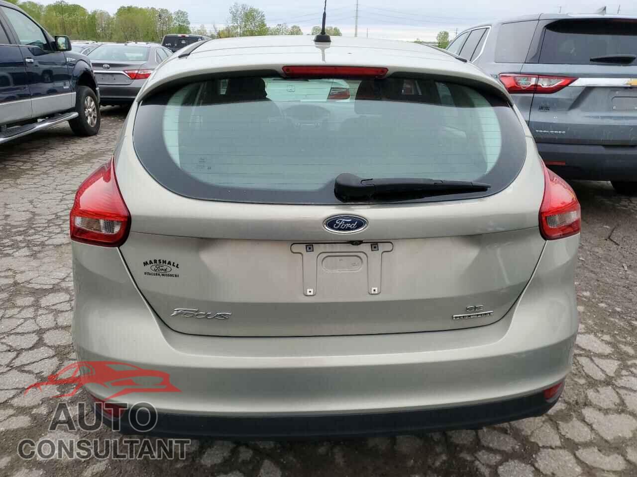 FORD FOCUS 2016 - 1FADP3K22GL344845