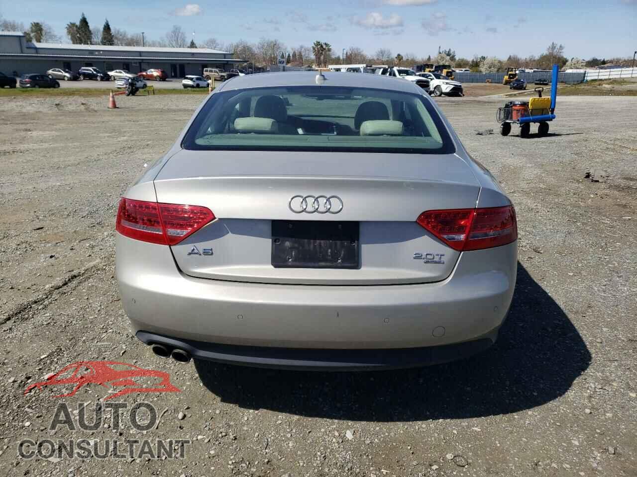 AUDI A5 2011 - WAUVFAFR0BA020923