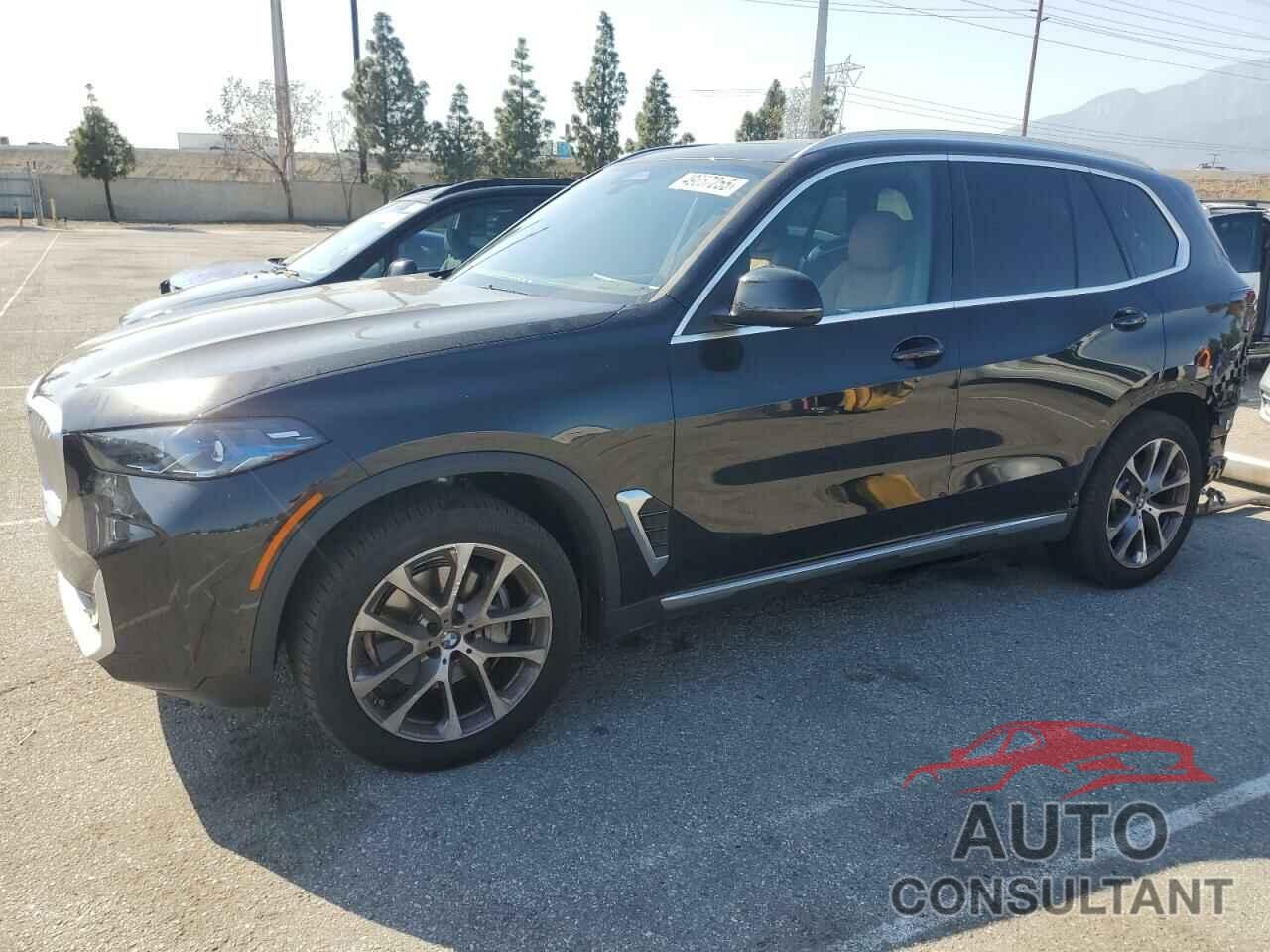 BMW X5 2025 - 5UX13EU05S9W82678