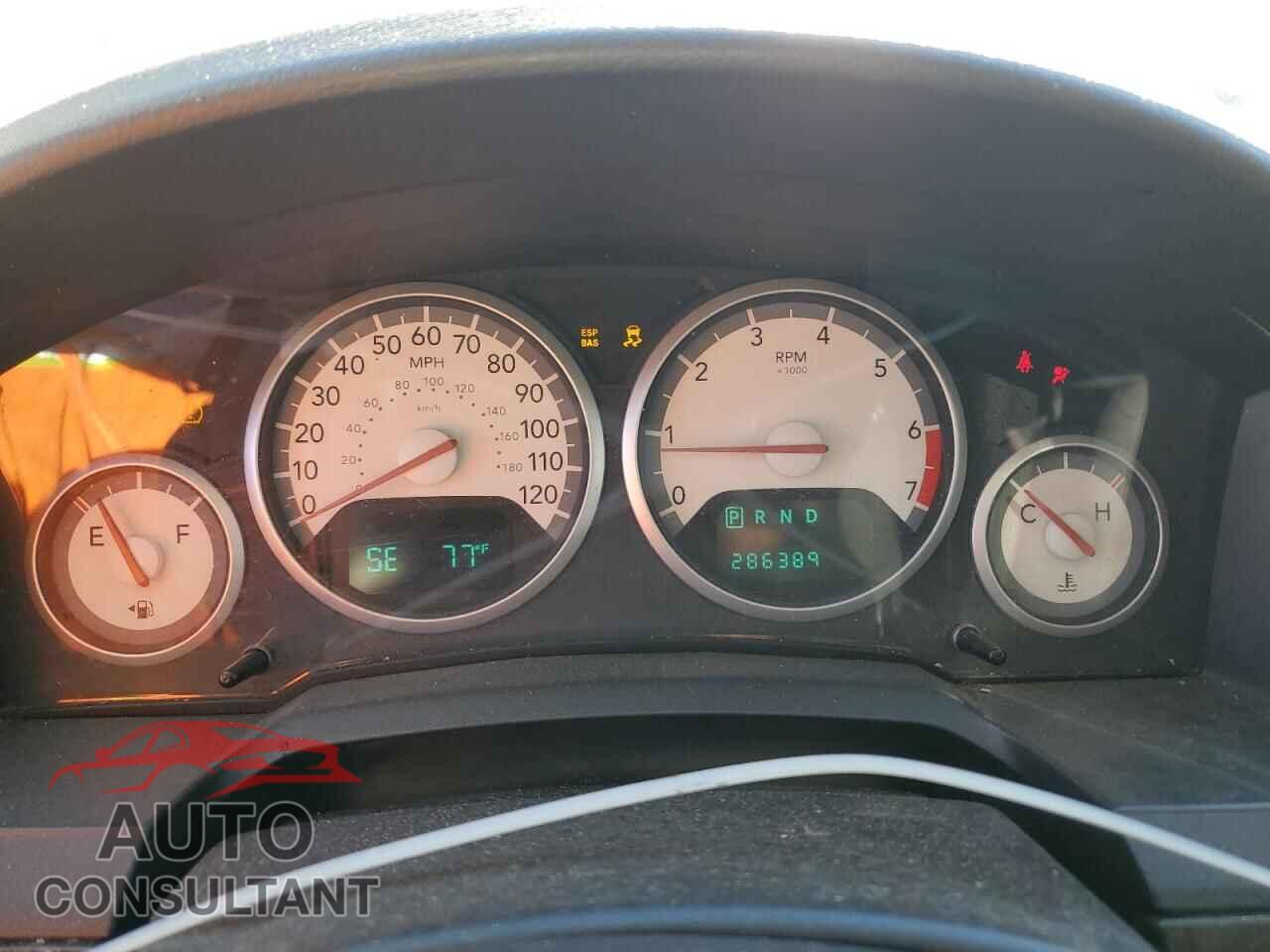 DODGE CARAVAN 2010 - 2D4RN5D1XAR445218