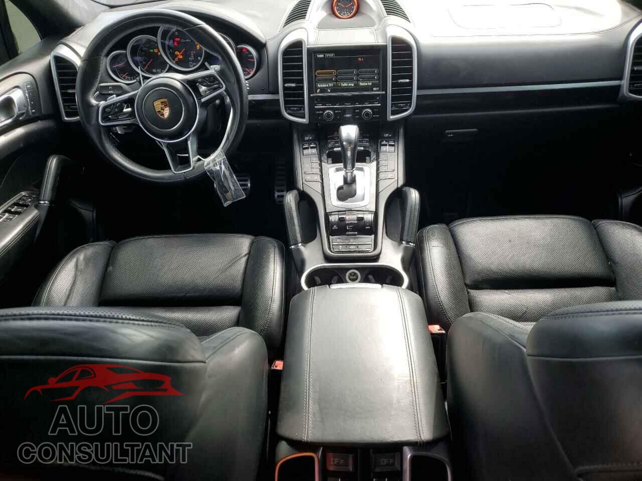 PORSCHE CAYENNE 2016 - WP1AC2A28GLA88956
