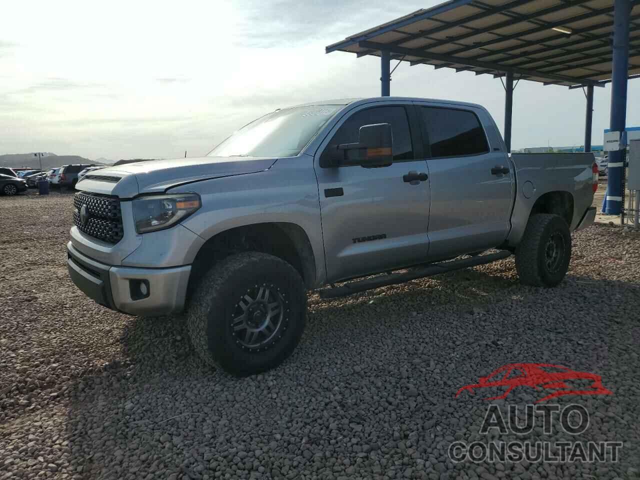 TOYOTA TUNDRA 2018 - 5TFDY5F12JX726829