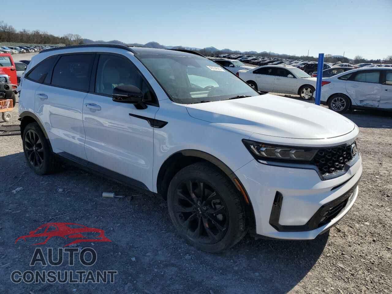 KIA SORENTO 2021 - 5XYRK4LF8MG035362