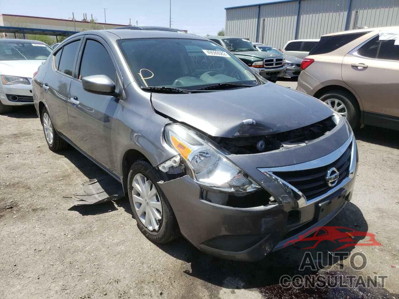 NISSAN VERSA 2017 - 3N1CN7AP4HL807612