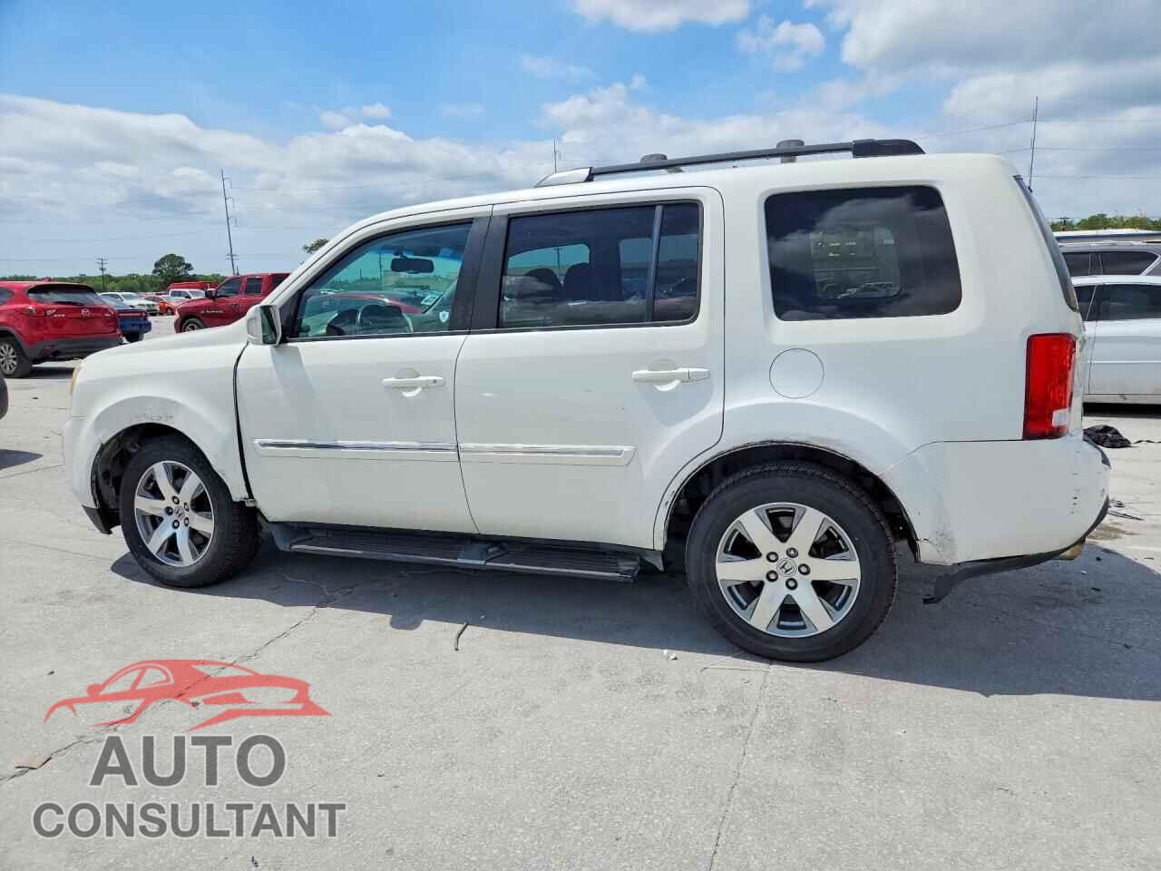 HONDA PILOT 2014 - 5FNYF4H9XEB021300