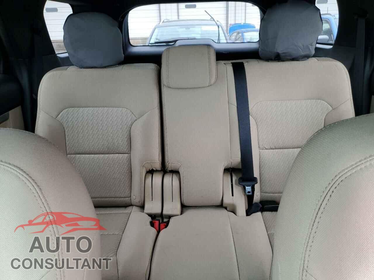 FORD EXPLORER 2017 - 1FM5K7B88HGD18586