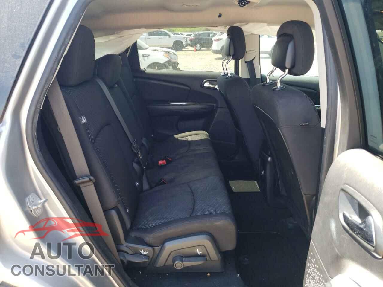 DODGE JOURNEY 2017 - 3C4PDCBG2HT531732