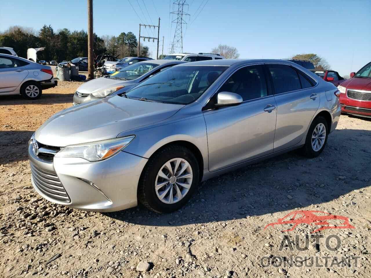 TOYOTA CAMRY 2016 - 4T4BF1FK5GR552281