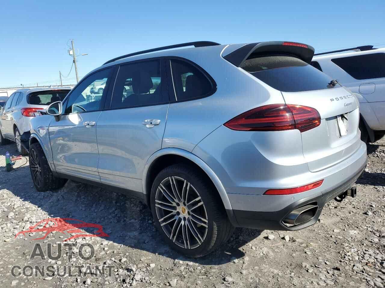 PORSCHE CAYENNE 2017 - WP1AA2A25HKA83758