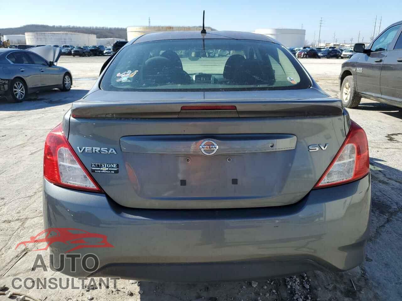 NISSAN VERSA 2017 - 3N1CN7AP3HL805544