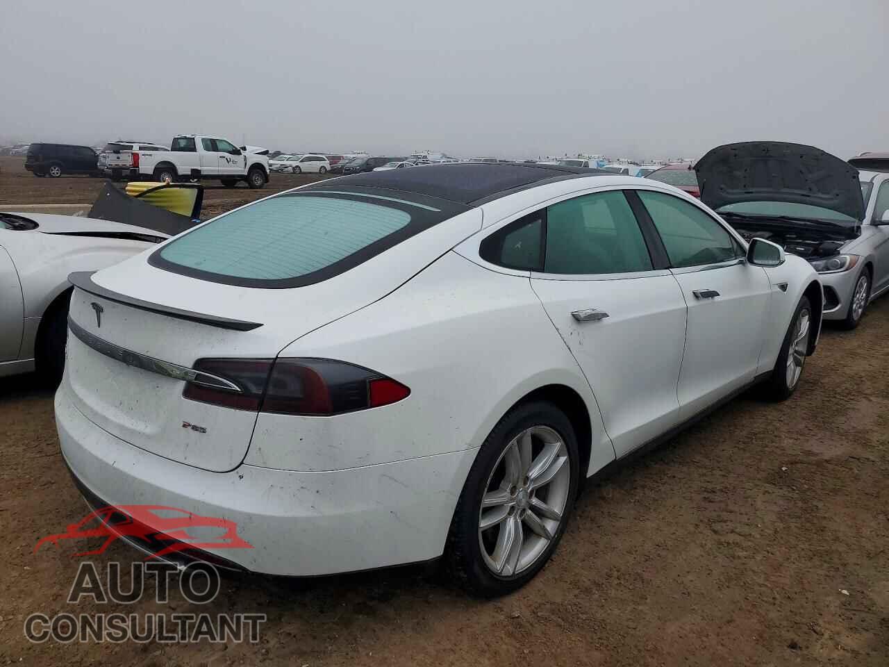 TESLA MODEL S 2013 - 5YJSA1CP6DFP07874