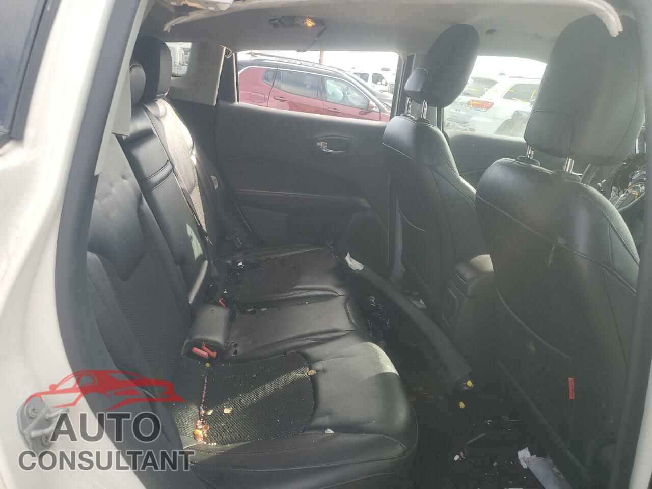 JEEP COMPASS 2018 - 3C4NJDDB5JT341677