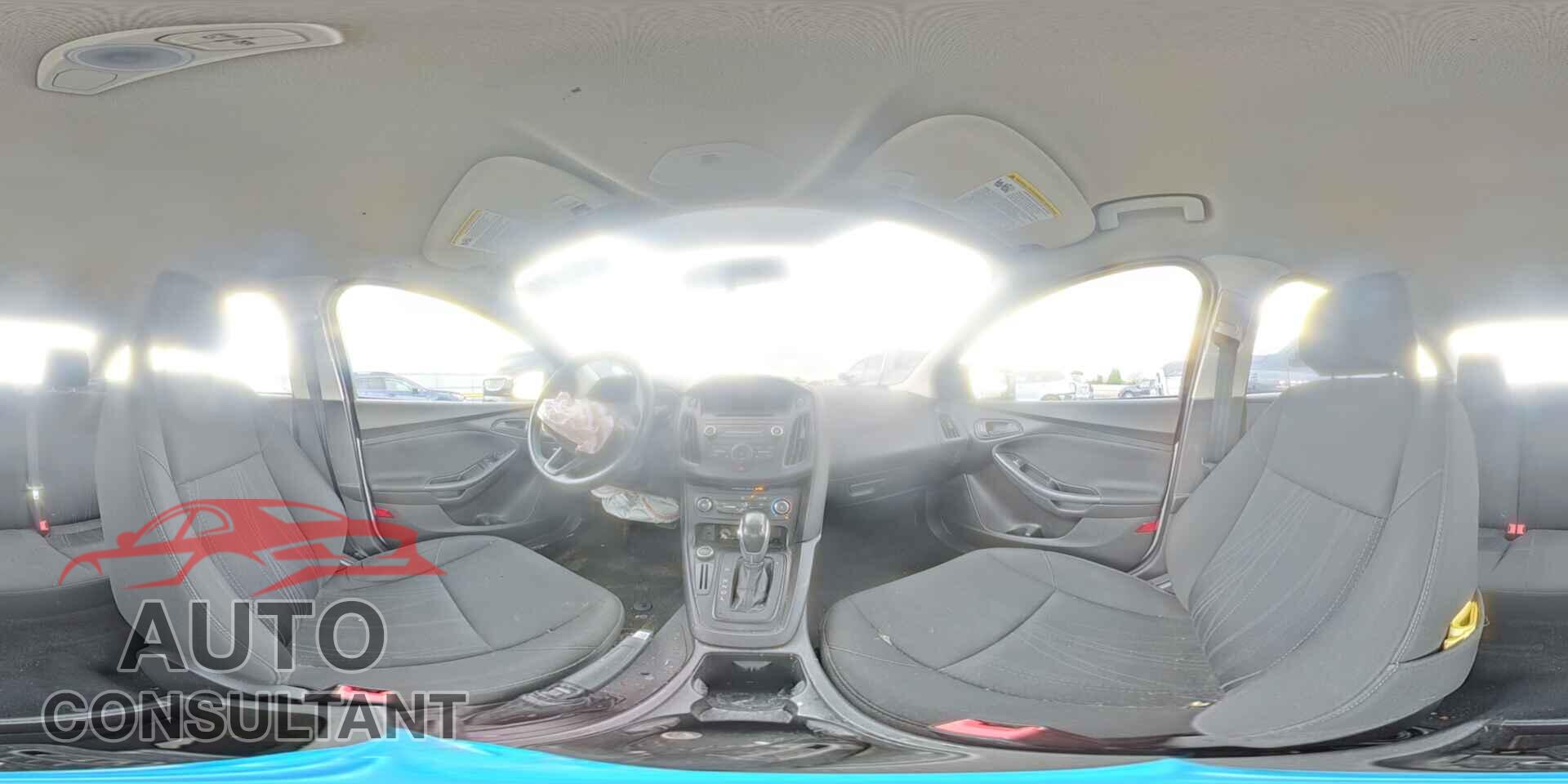 FORD FOCUS 2015 - 1FADP3E28FL355102