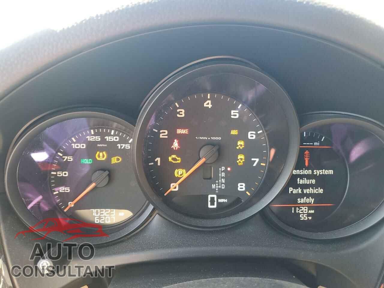PORSCHE MACAN 2018 - WP1AA2A52JLB20145