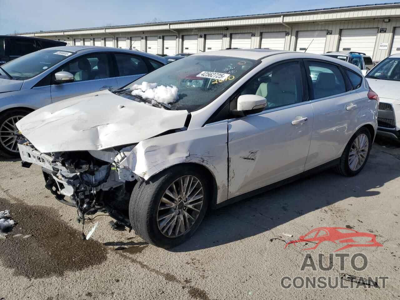 FORD FOCUS 2016 - 1FADP3N22GL302610