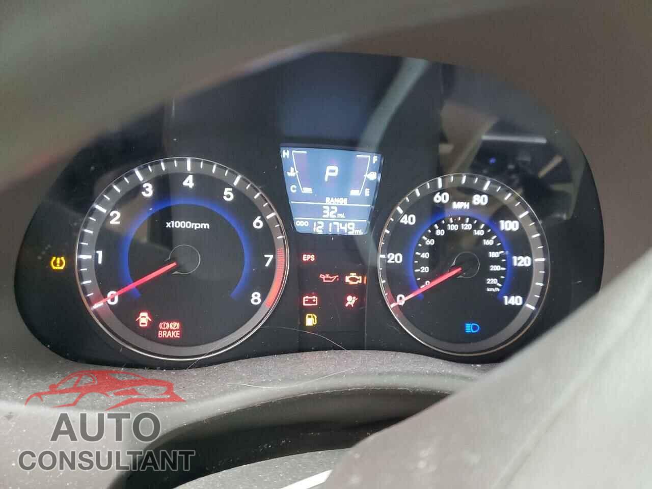 HYUNDAI ACCENT 2013 - KMHCU4AE2DU305738
