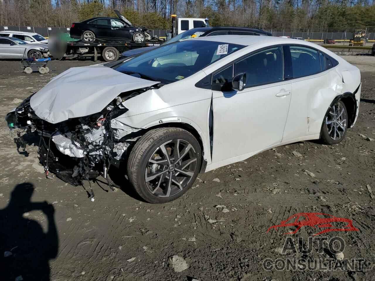 TOYOTA PRIUS 2024 - JTDACACU2R3024831